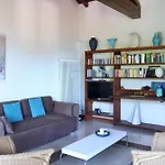 בית נופש Casa Azalea לואינו