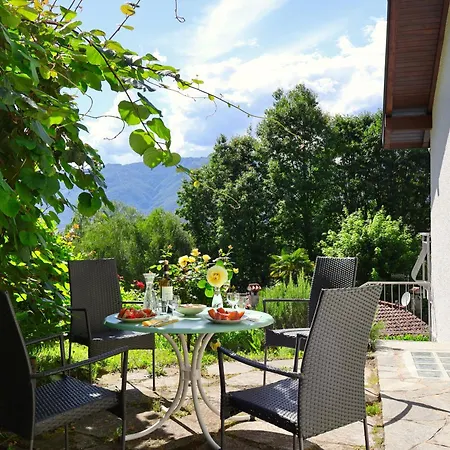 Casa Azalea Ferienhaus Luino