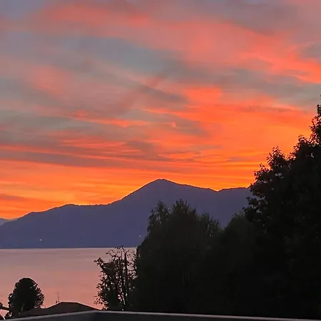 Casa Azalea Holiday home Luino